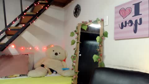 Snapshot of lunasky83 chatting on December 2024 05:31:02 AM luna online show from December 2024 05:31:02 AM