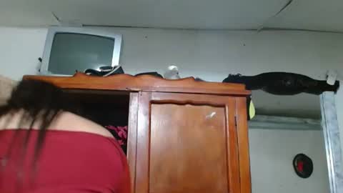 Luna   follow me on Instagram  online show from November 2025 07:43:01 PM