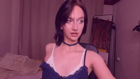 call me a pose striker  online show from May 2026 10:31:01 AM