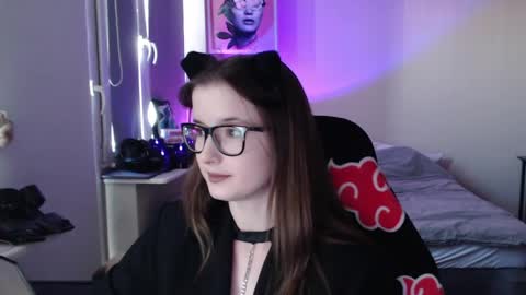 LunaXcherry online show from May 2026 05:43:02 PM