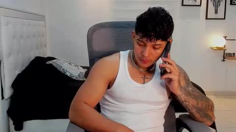 Lunay online show from January 2026 01:32:01 AM