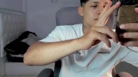 Lunay online show from March 2026 11:11:01 PM