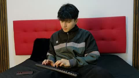 lunaydream online show from April 2026 11:35:02 AM