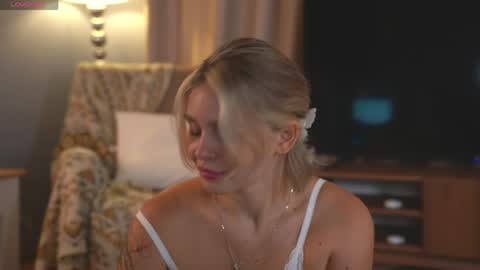 Evi online show from May 2026 08:08:01 AM