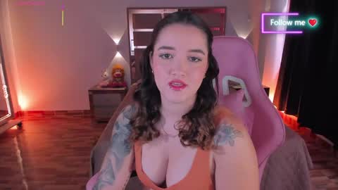 LUNA ROSE online show from May 2026 02:46:02 PM