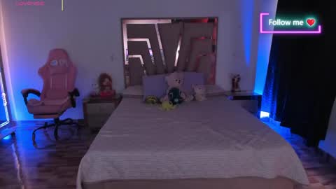 LUNA ROSE online show from May 2026 09:31:01 PM