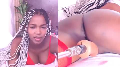 Snapshot of lunna_thomson chatting on September 2025 04:33:02 PM lunna online show from September 2025 04:33:02 PM