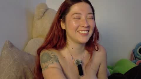 Luna online show from December 2025 01:45:01 AM