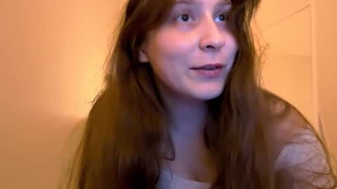 lunoria online show from January 2026 10:46:01 PM