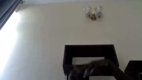 luo_queen online show from March 2026 10:42:02 AM