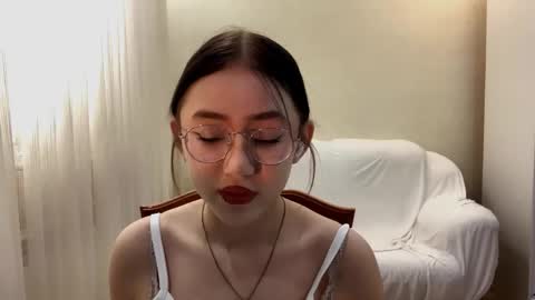 Roxie online show from May 2026 01:08:01 PM
