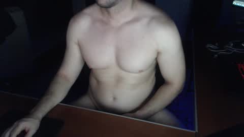 Snapshot of luquitass_85 chatting on September 2025 12:37:02 AM Lucas online show from September 2025 12:37:02 AM
