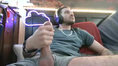 lurkus online show from January 2025 07:17:02 PM