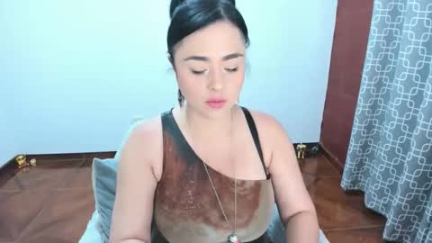 Snapshot of luscious86 chatting on April 2026 02:36:01 PM PAULINA online show from April 2026 02:36:01 PM