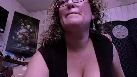 .Clarissa. Follow me on Instagram   miss buns  online show from May 2026 07:05:02 AM