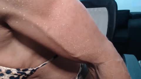 lusexyhot online show from March 2025 12:37:01 AM