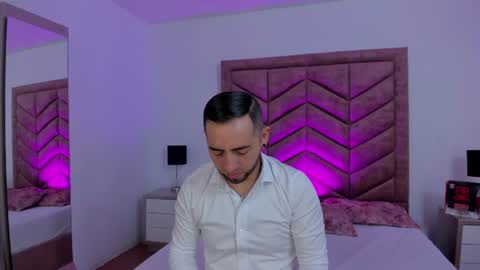Snapshot of lushian_luna chatting on July 2026 04:35:01 PM Lushian And Luna online show from July 2026 04:35:01 PM