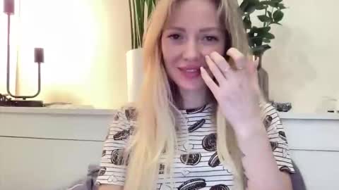 Snapshot of lusiluv chatting on February 2026 09:29:02 PM lusiluv online show from February 2026 09:29:02 PM