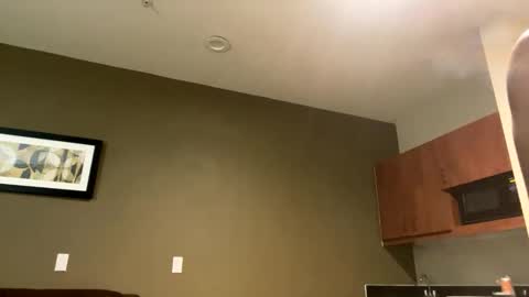 Snapshot of lust_j chatting on December 2025 04:28:02 AM LUST online show from December 2025 04:28:02 AM