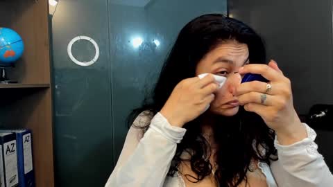 Snapshot of lust_mom chatting on December 2024 09:13:01 PM Angela 3 online show from December 2024 09:13:01 PM