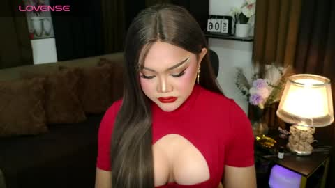Snapshot of lustful_sasha chatting on June 2026 09:40:01 PM Sasha online show from June 2026 09:40:01 PM