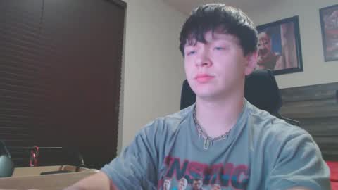 Snapshot of lustfullives chatting on December 2024 05:38:01 AM LustfulLives online show from December 2024 05:38:01 AM