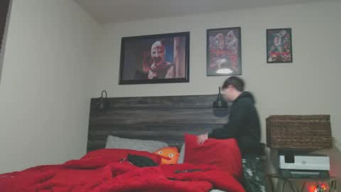 Snapshot of lustfullives chatting on December 2024 05:53:02 AM LustfulLives online show from December 2024 05:53:02 AM