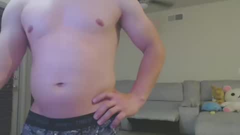 Snapshot of lustfullives chatting on October 2025 05:50:02 AM LustfulLives online show from October 2025 05:50:02 AM