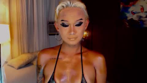 AdriannaFowks online show from June 2026 03:50:01 PM