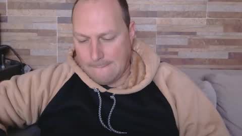 Snapshot of lustonfan chatting on May 2026 12:00:01 PM lustonfan online show from May 2026 12:00:01 PM