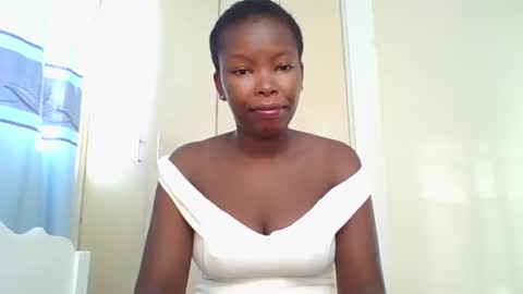 Snapshot of lustrousnerd chatting on December 2025 04:17:01 AM Noreh online show from December 2025 04:17:01 AM