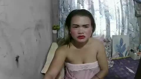 Flora Mae online show from March 2026 07:27:01 AM