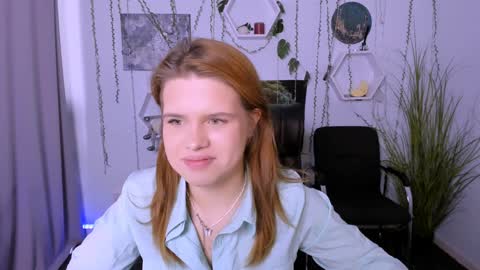 lusy_puff online show from December 2024 12:44:02 PM