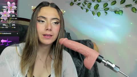 Snapshot of luumanson chatting on April 2026 11:21:01 PM Lucy Manson online show from April 2026 11:21:01 PM