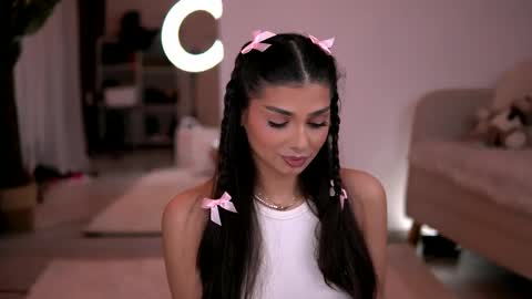 Caprice online show from April 2026 12:29:02 PM