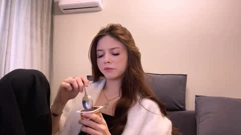 Snapshot of luveniamaurey chatting on February 2026 08:32:01 AM Adele online show from February 2026 08:32:01 AM