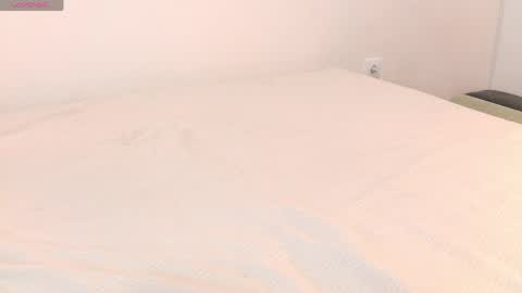 luvtosin663 online show from April 2026 06:42:01 PM
