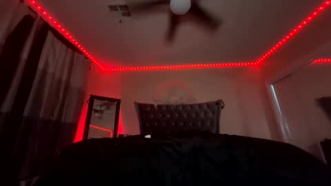 Snapshot of luvvlee chatting on October 2025 08:59:01 AM luvvlee online show from October 2025 08:59:01 AM