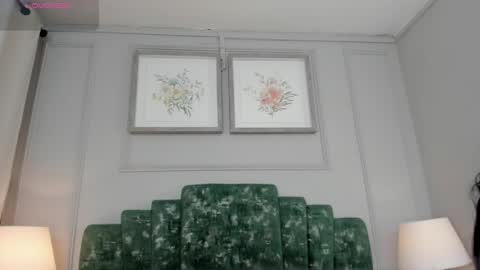 lux_bitchx online show from May 2026 04:10:02 AM