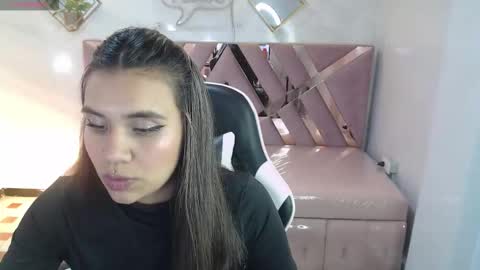 luxe_sol_v online show from February 2026 03:48:02 AM