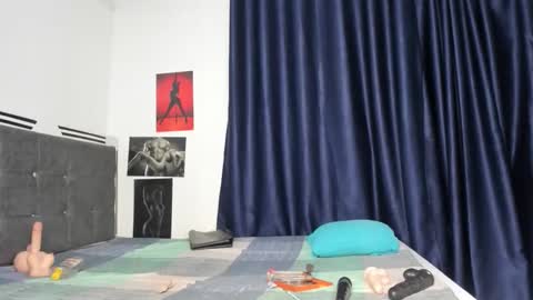 luxedollxoxoo online show from February 2026 08:35:01 PM