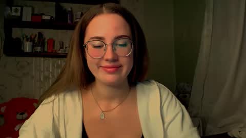 Katie online show from December 2025 06:37:02 PM