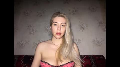 LuxSonyaStar online show from May 2026 07:45:02 PM