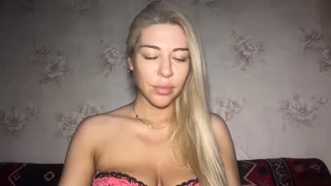 LuxSonyaStar online show from August 2026 12:29:02 PM