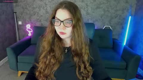 luxsopphia_ online show from March 2026 07:57:01 PM