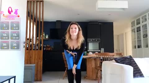 Snapshot of luxymin chatting on February 2025 03:42:02 PM Luxymin online show from February 2025 03:42:02 PM