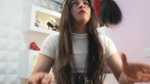 Luz online show from March 2026 09:27:02 PM