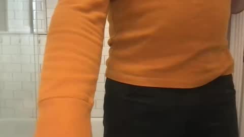 lvguynextdoor440656 online show from February 2026 06:12:02 PM