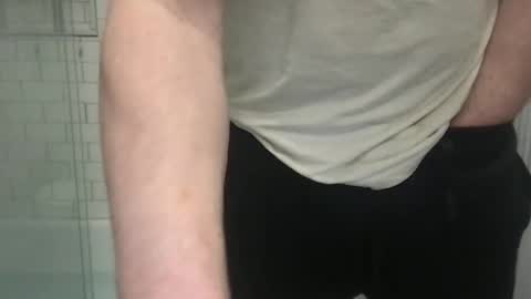 lvguynextdoor440656 online show from February 2026 12:41:01 AM