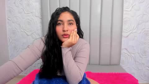 LYA DUBOIS  online show from February 2026 11:59:01 AM